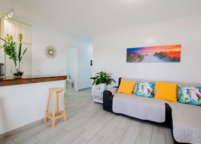 603c Beautiful Apartment, 6th Floor, Wifi * ロスクリスティアーノス